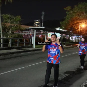 Runner Photo 6046727