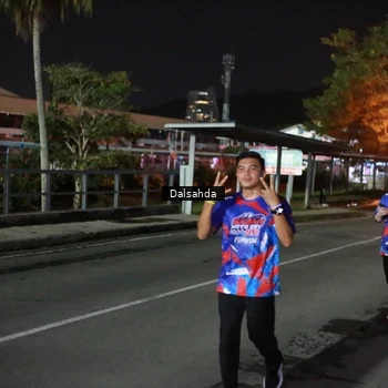 Runner Photo 6046739