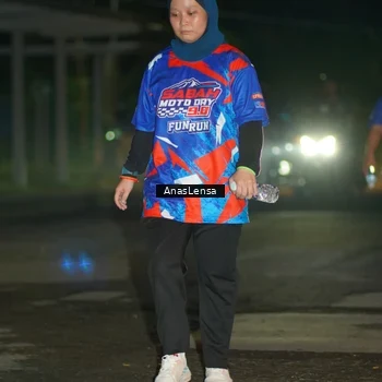 Runner Photo 6046743