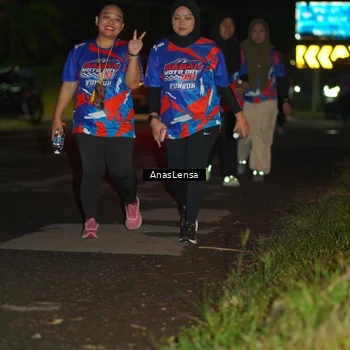 Runner Photo 6046749