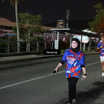 Runner Photo 6046755
