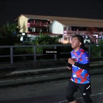 Runner Photo 6046765