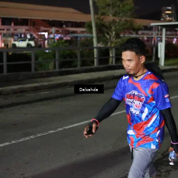 Runner Photo 6046788