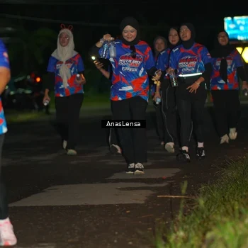 Runner Photo 6046859