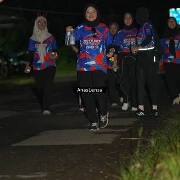 Runner Photo 6046871