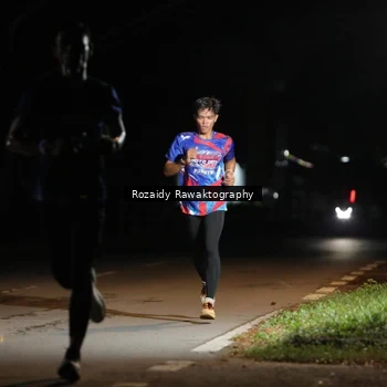 Runner Photo 6046874