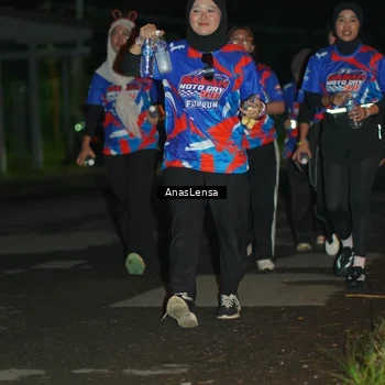 Runner Photo 6046885