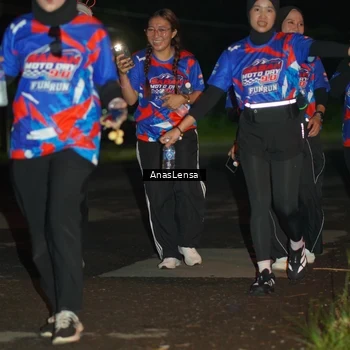 Runner Photo 6046892