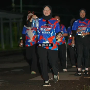 Runner Photo 6046893