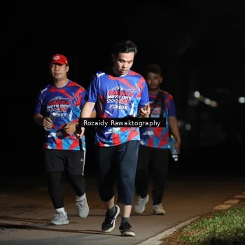 Runner Photo 6046898