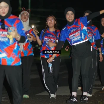Runner Photo 6046899