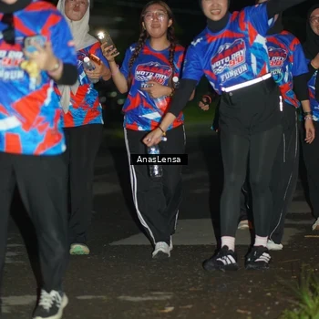 Runner Photo 6046900