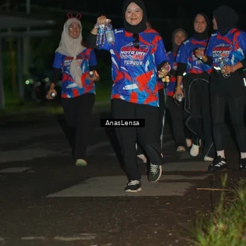 Runner Photo 6046910
