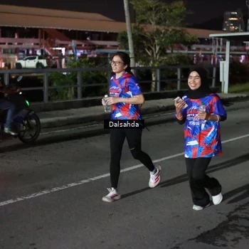 Runner Photo 6046916