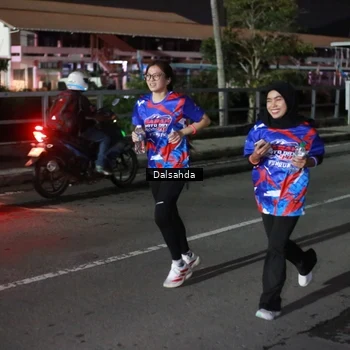 Runner Photo 6046926