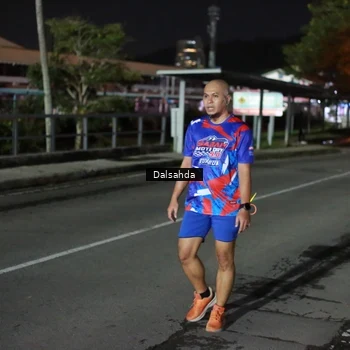 Runner Photo 6046972