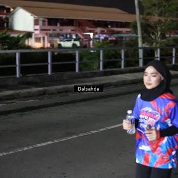 Runner Photo 6046994