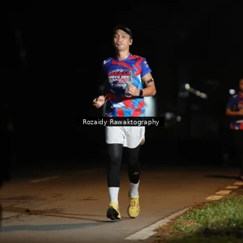 Runner Photo 6046998