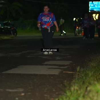 Runner Photo 6047014