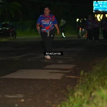 Runner Photo 6047015