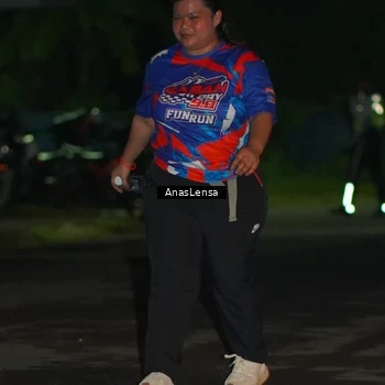 Runner Photo 6047019