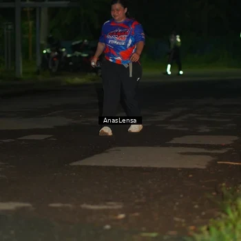Runner Photo 6047024