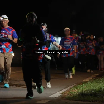 Runner Photo 6047059
