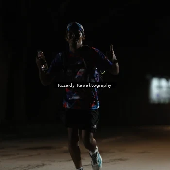 Runner Photo 6047068