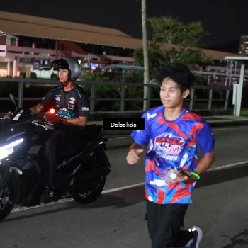 Runner Photo 6047079