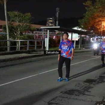 Runner Photo 6047090