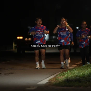 Runner Photo 6047093