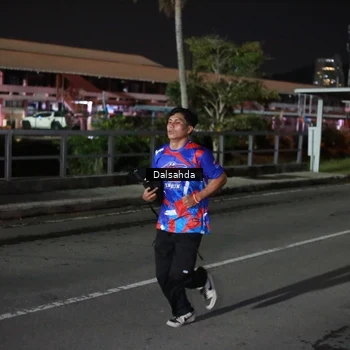 Runner Photo 6047094