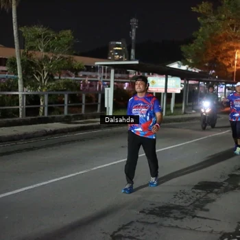 Runner Photo 6047096
