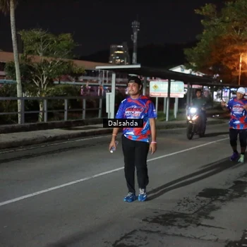 Runner Photo 6047099