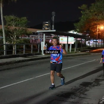 Runner Photo 6047107