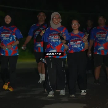 Runner Photo 6047125