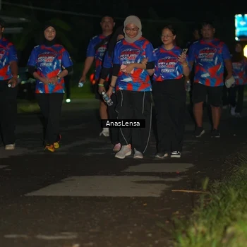 Runner Photo 6047130