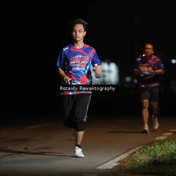 Runner Photo 6047143