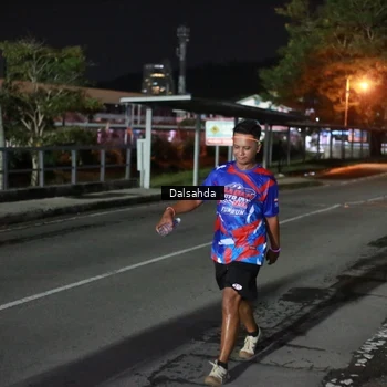 Runner Photo 6047145