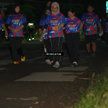 Runner Photo 6047151
