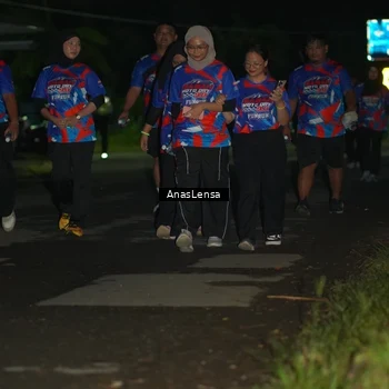 Runner Photo 6047153