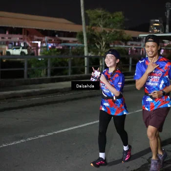 Runner Photo 6047173