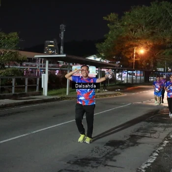 Runner Photo 6047199