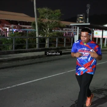 Runner Photo 6047200