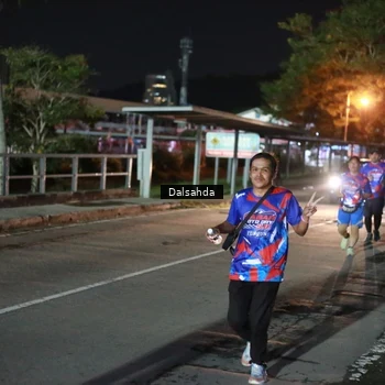 Runner Photo 6047215