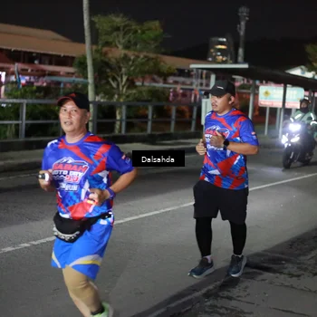 Runner Photo 6047243