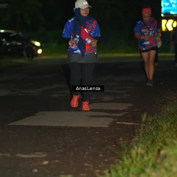 Runner Photo 6047296