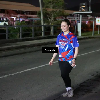 Runner Photo 6047298