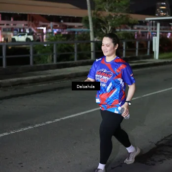 Runner Photo 6047311
