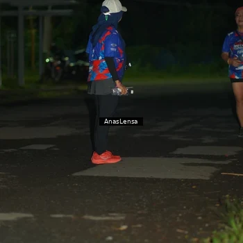 Runner Photo 6047317